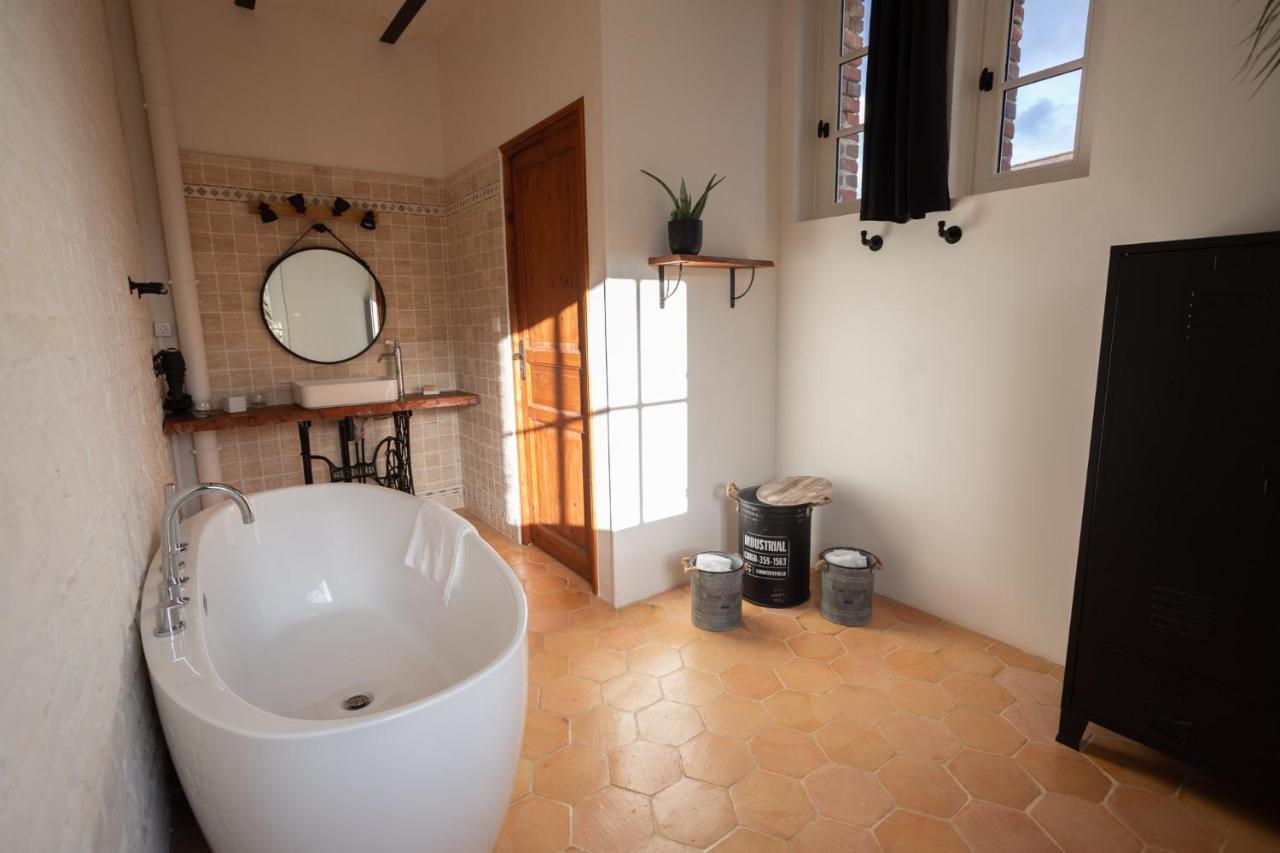 Bed and Breakfast La Ferme Du P'Tit Colibri Gury Exterior foto